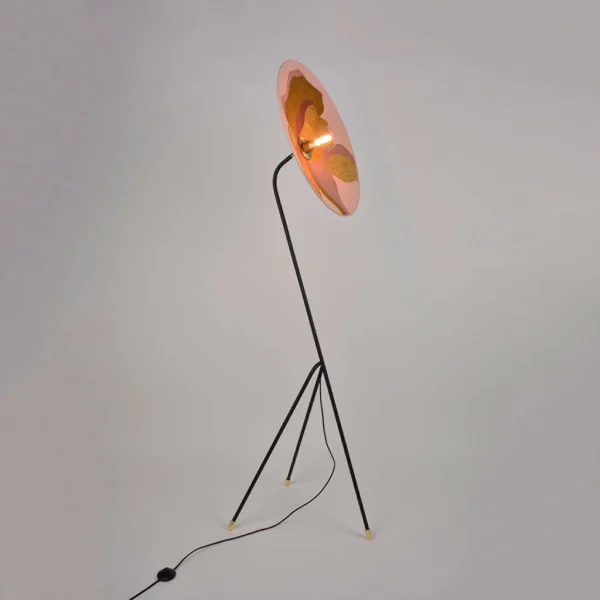 Market Set Lampadaire Pivo En Metal, Velours Et Lin H180cm – Sonia Laudet Nosachite 4